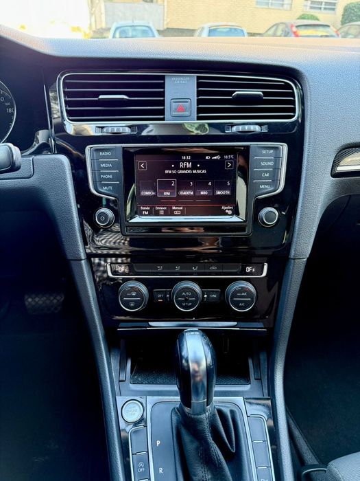 VW Golf Variant 1.6TDi DSG Highline