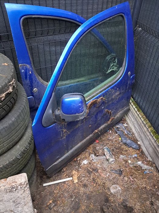 Drzwi maska Citroen Berlingo lampy  klapa