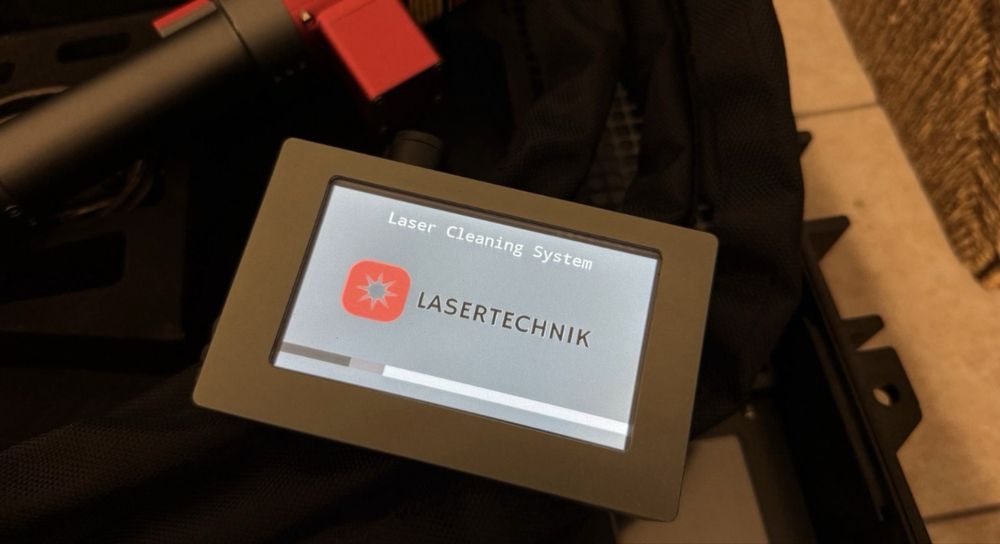 Лазер імпульсний 200 ват для чистки металу дерева іржі