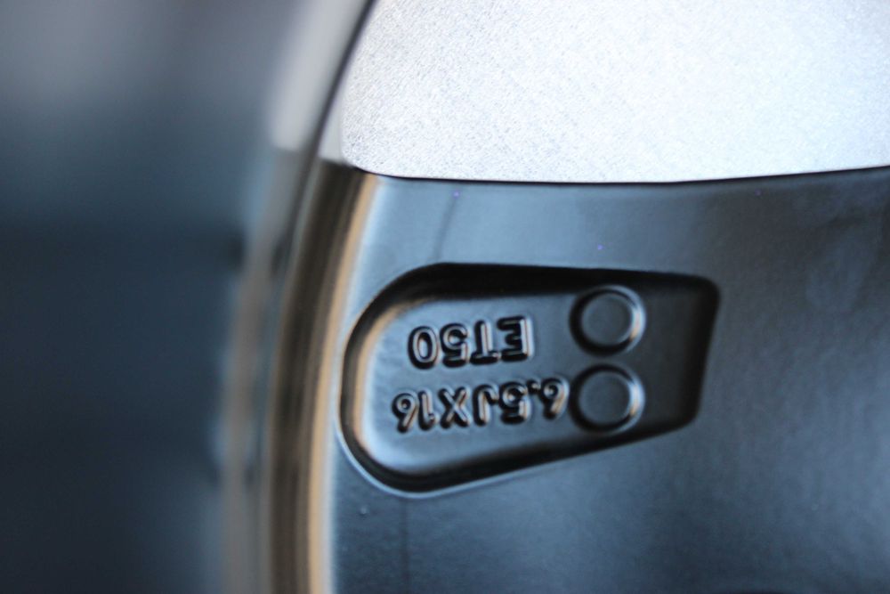 FELGI NOWY FORD Transit Custom Tourneo 6x120 16'' 6,5J ET50 23r. Czarn