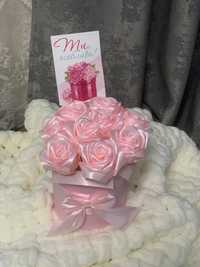 Букетик рожевий з 9 троянд