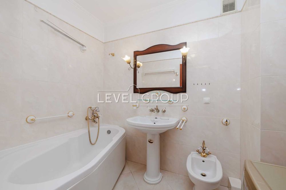 Оренда просторої на вул. Тарасівська, 21, Голосіївський р-н.