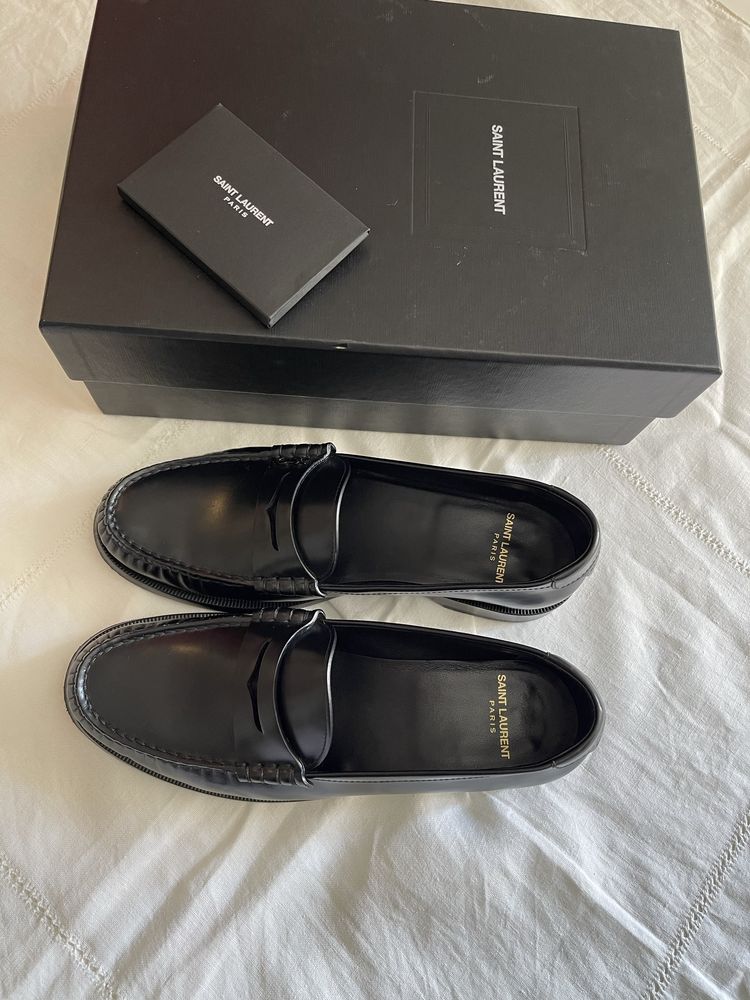 Лофери Saint Laurent