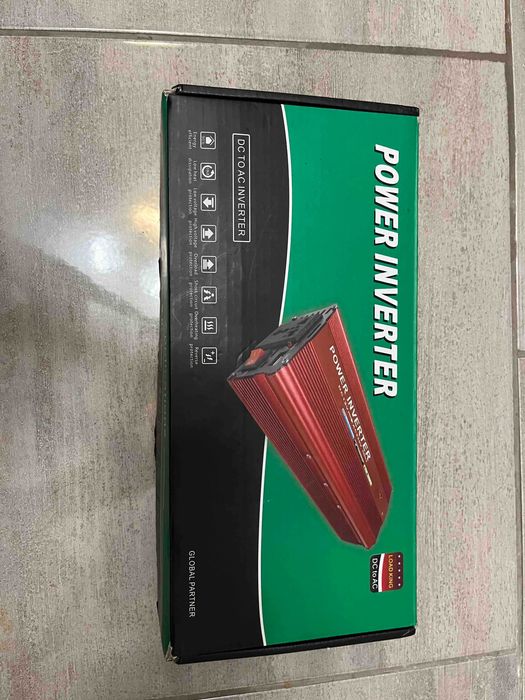 Інвертор 2000 V новий