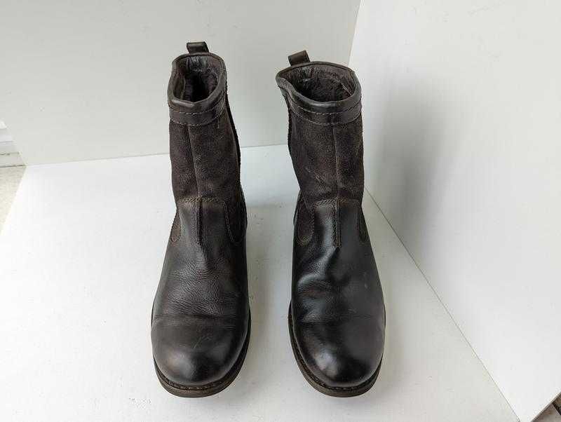 черевики Ugg Australia