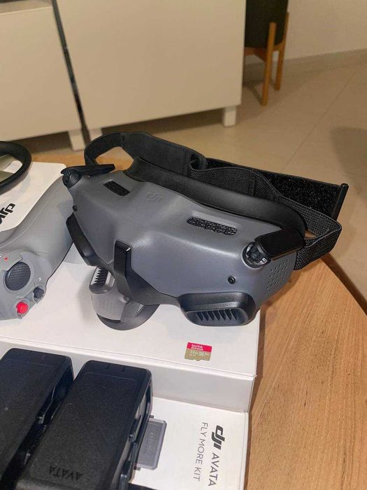 DJI Avata, Goggles 2, Remote Controller 2, Fly More Kit