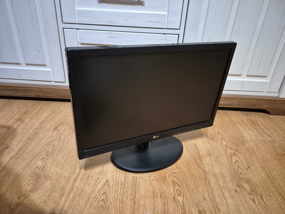 Monitor LG 19m38a 18,5 cala