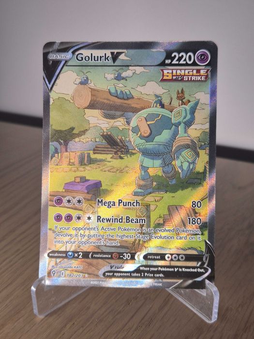 Karta Pokemon TCG: Golurk V (EVS 182)