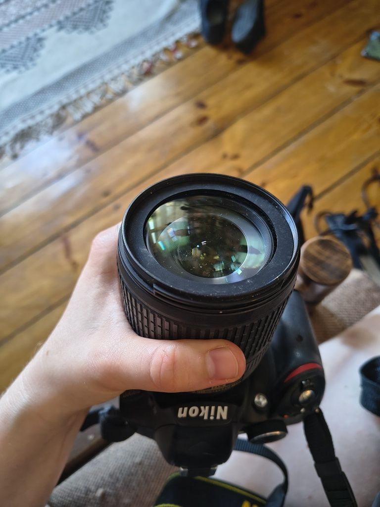 Nikon D3200 + obiekty kitowy