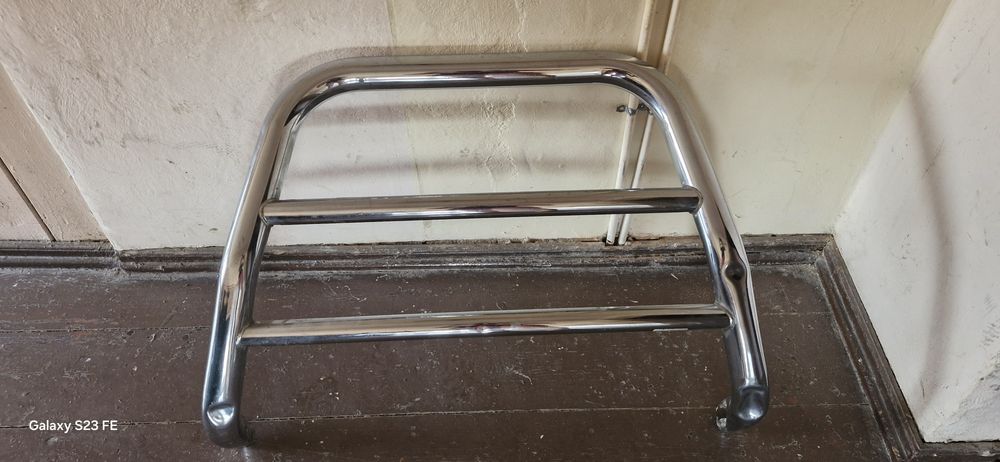 Orurowanie przednie do samochodu terenowego