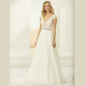 Vestidos de Noiva em promoção na ROSSY NOIVAS