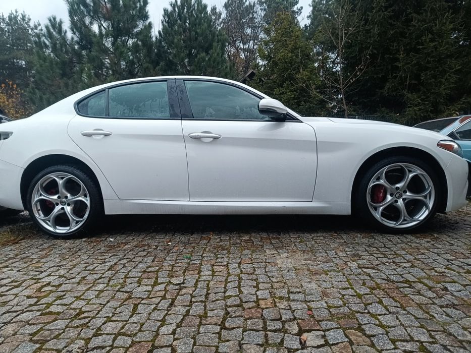 ALFA ROMEO GIULIA 2200KM Pełna konwersja