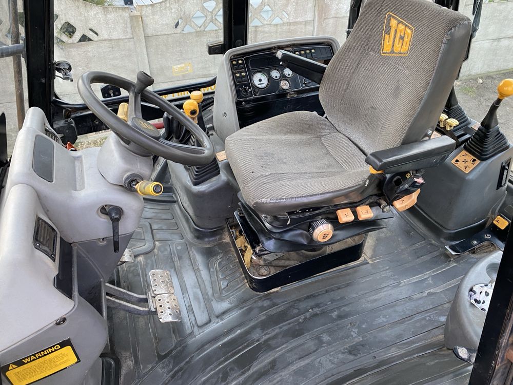 Jcb 3cx koparko ładowarka cat case