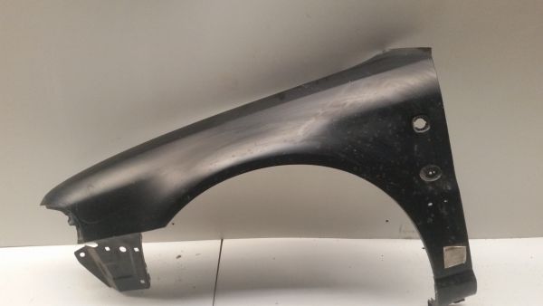 Guarda-lamas esquerdo AUDI A4 (8D2, B5)