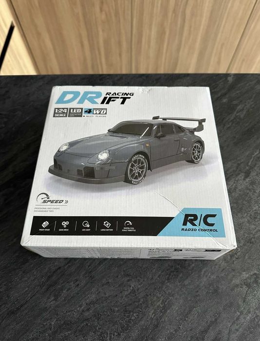 Машинка на радиоуправлении радіокерована модель 1:24 drift porsche 911