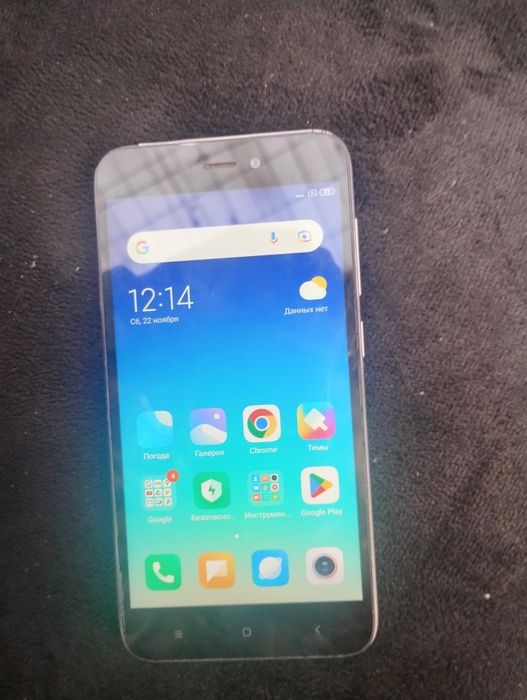 Xiaomi redmi 5a . 2/32 гб . Рабочий