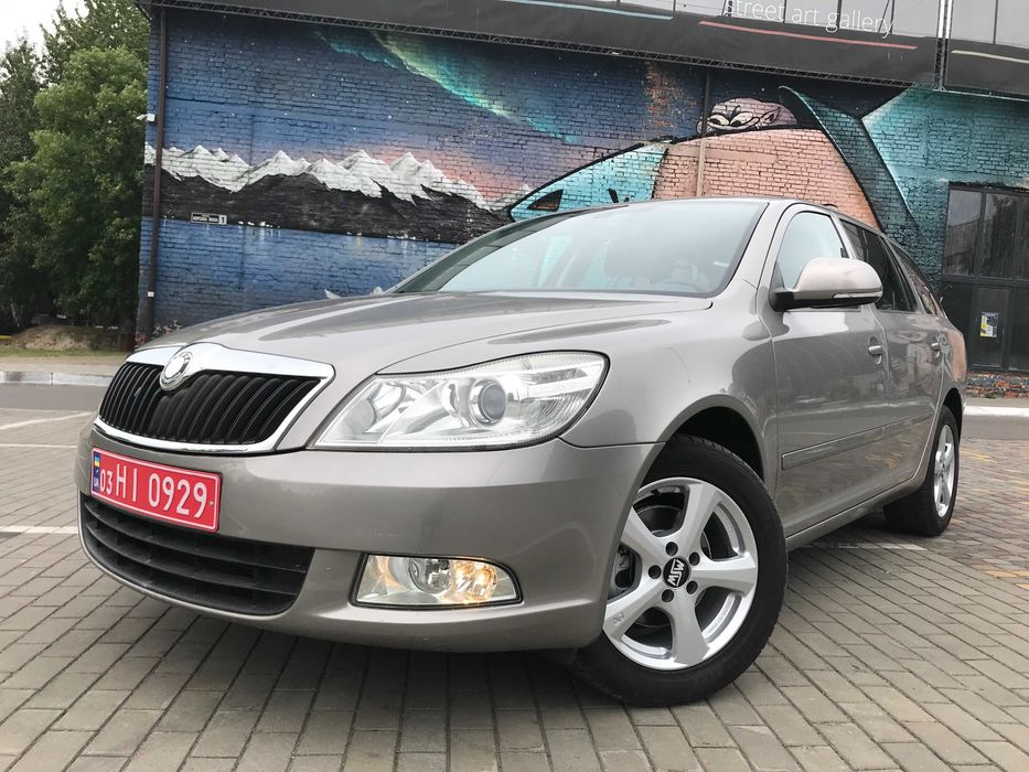 Стан нового автоНе фарбована1000%Щойно з Швейцарії Оригінал пробіг100%