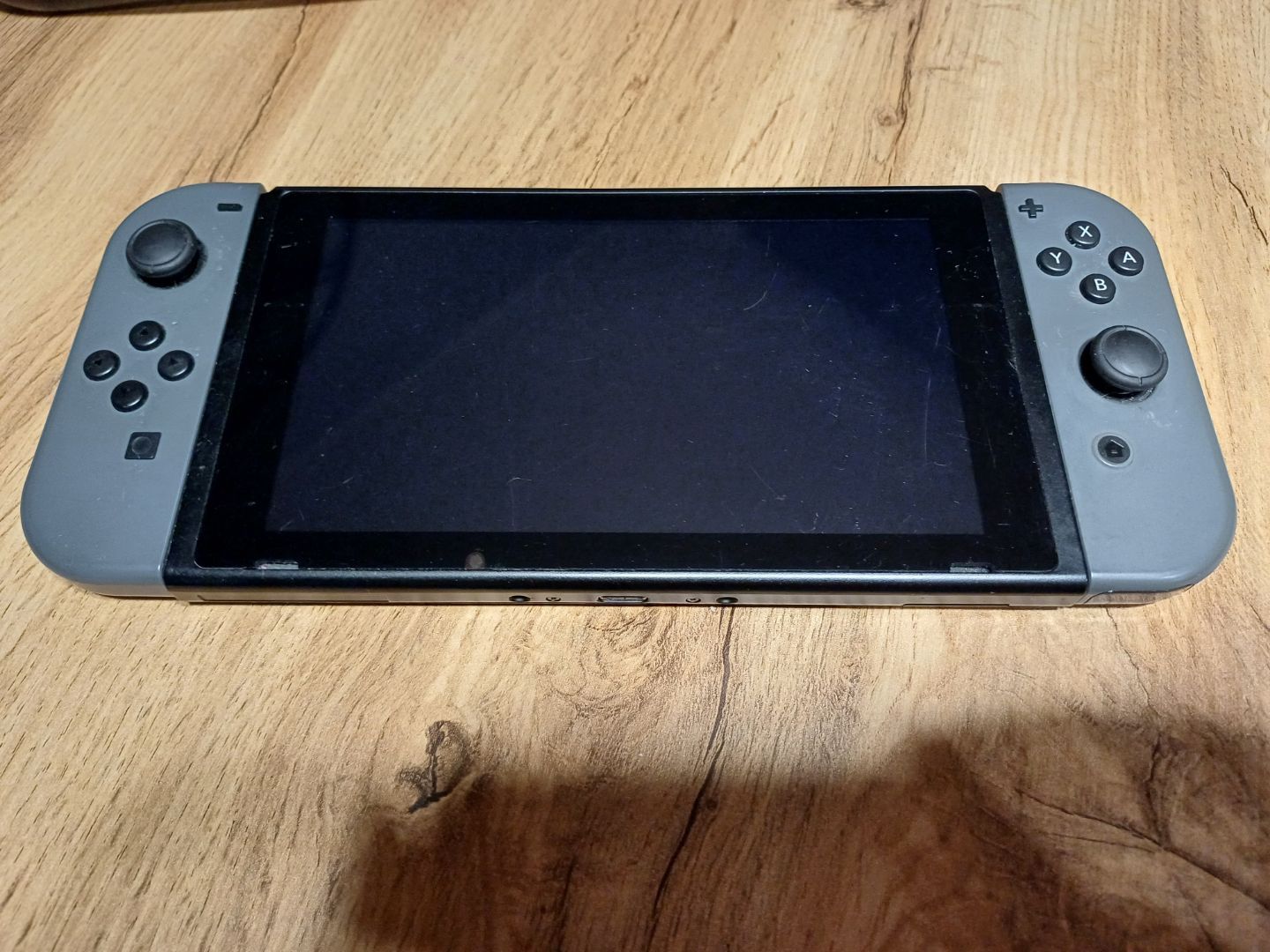 Nintendo Switch używany stan bardzo dobry komplet!