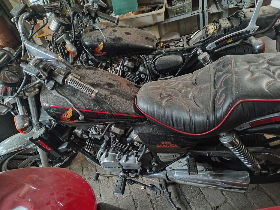 Honda V30 MAGNA – 2 sztuki, komplet dokumentów, sprawdzone