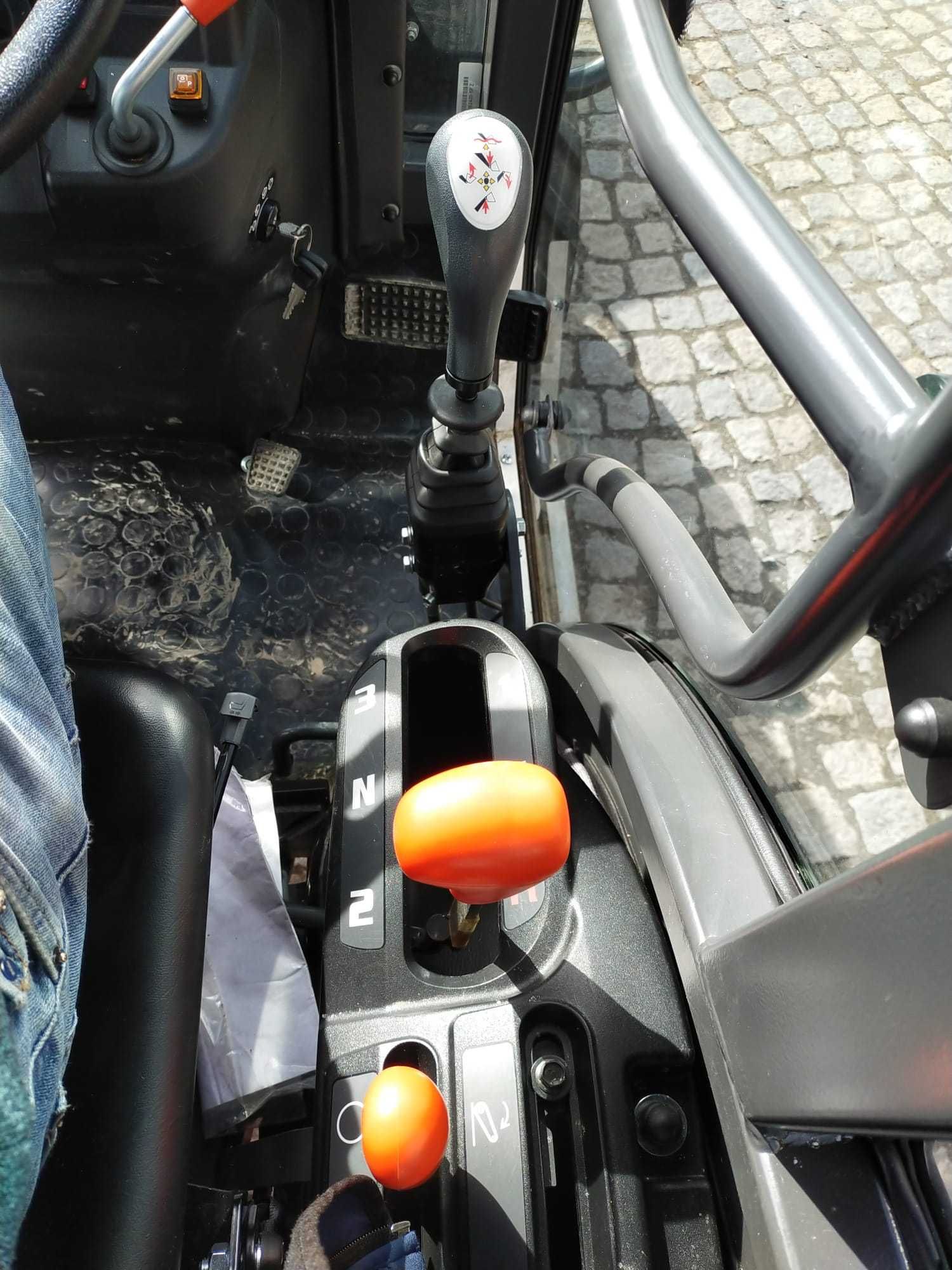 Miniciągnik Kubota B1241 używany. Dostępny od ręki!
