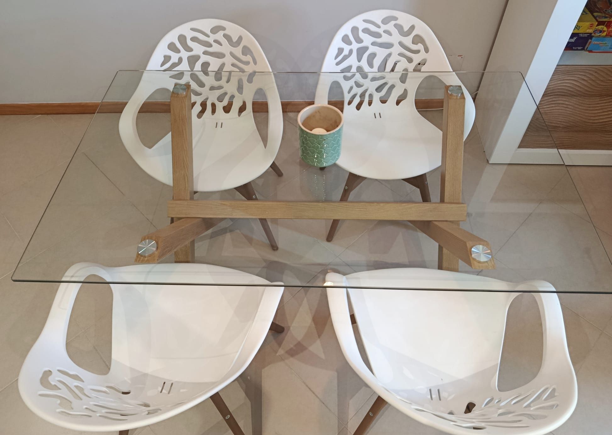 Mesa de jantar em vidro