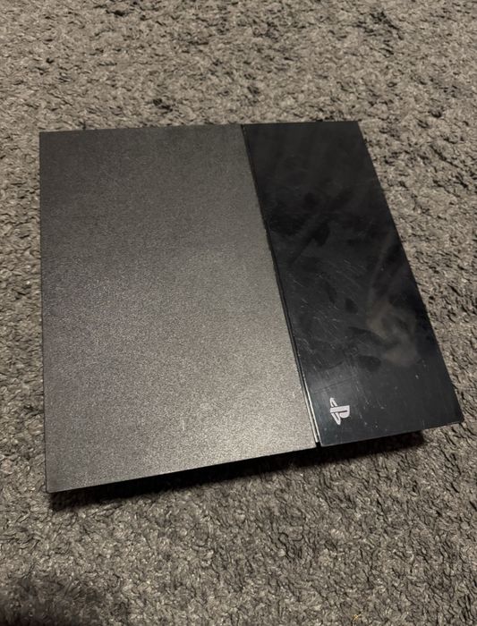 PlayStation 4 em Excelente Estado - 1TB + Comando Azul Navy