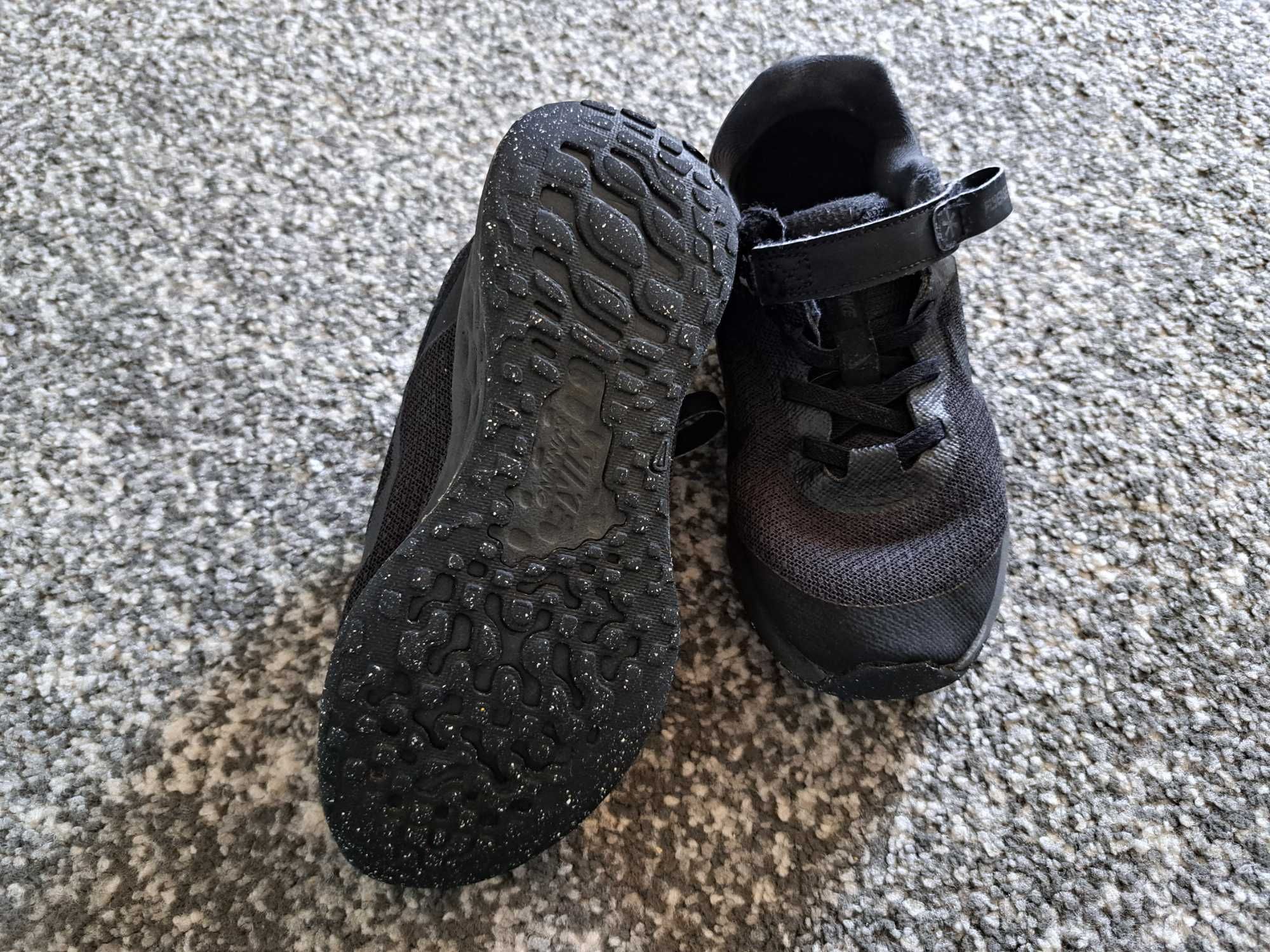 Nike running 32 siateczka czarne