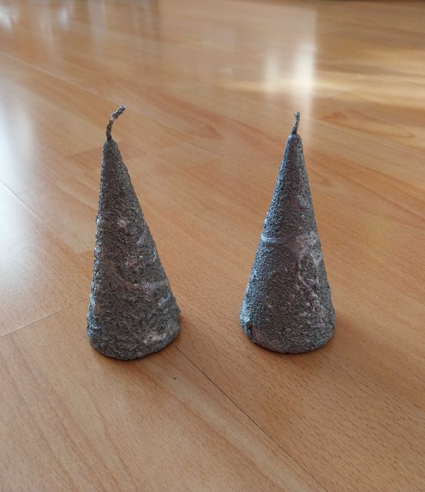 Dwie świeczki świąteczne - choinki