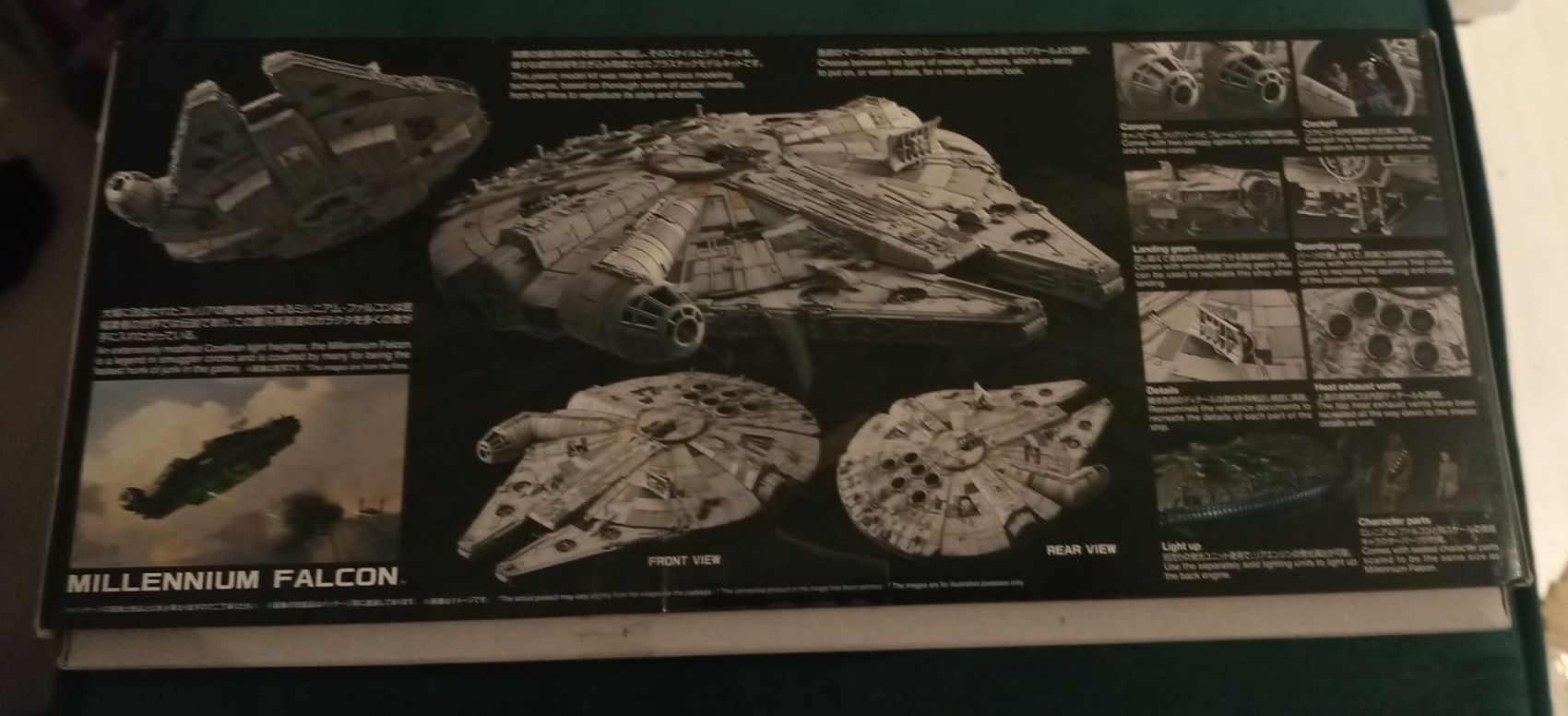 Model BANDAI – Millennium Falcon STAR WARS