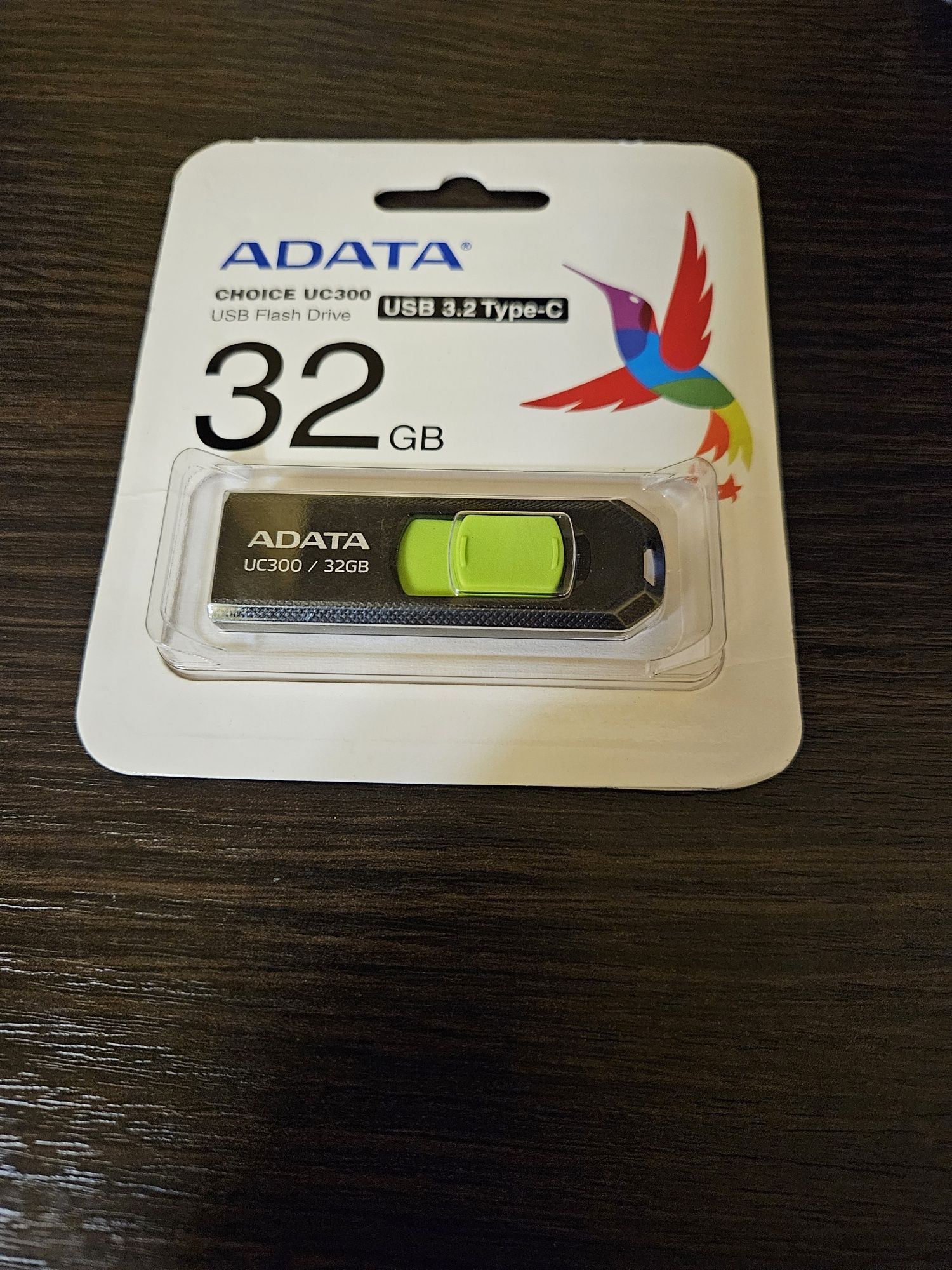 USB флешка ADATA 32GB Type-C