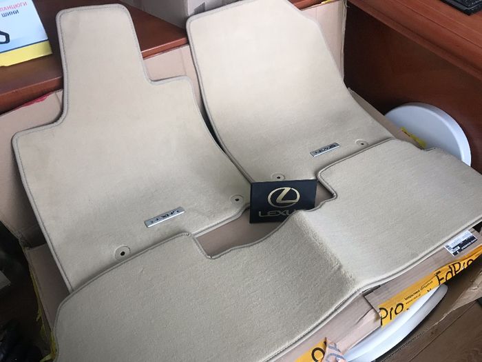 Новые! Оригинальные Коврики LEXUS RX 2009 -2014 новые фирменные JAPAN
