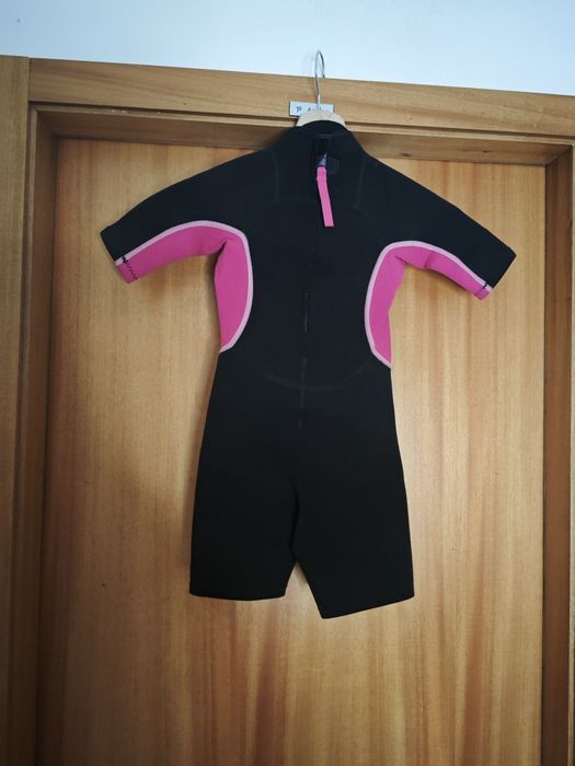 Fatos de surf usados