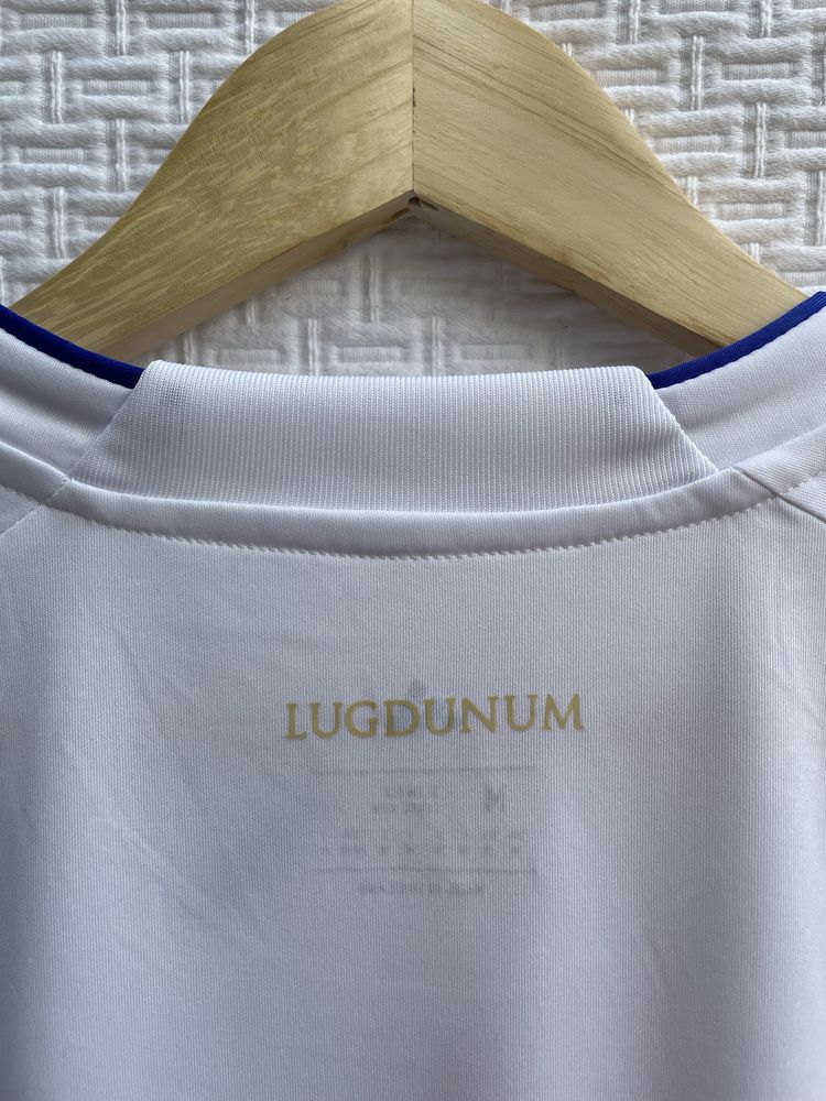 Camisola Principal 2025/2026 do Olympique Lyonnais M