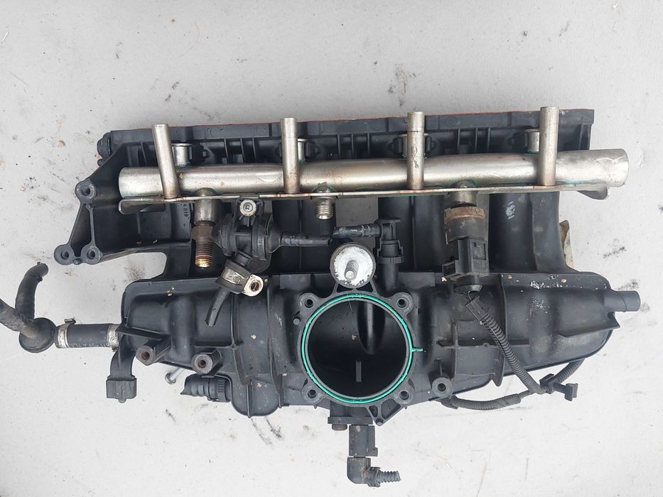 Kolektor ssacy audi vw 2.0tfsi  06f--133--185aa