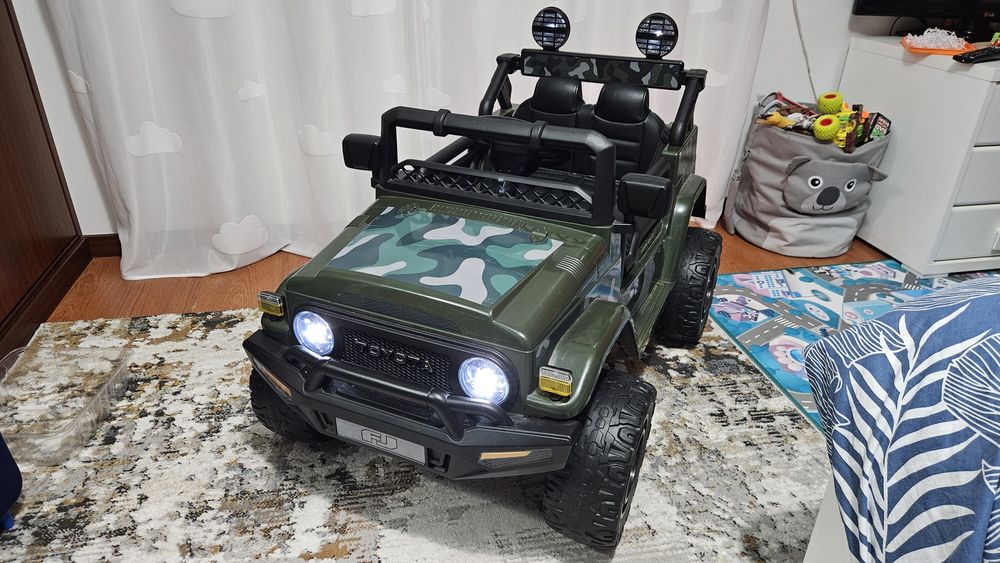 Carro eléctrico para criança