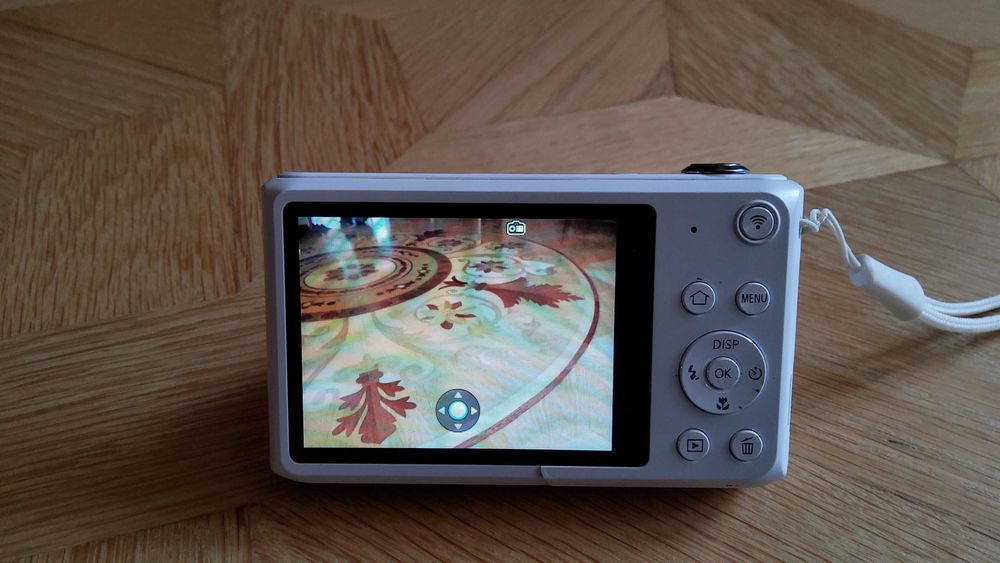 Фотоаппарат Samsung DV150F. Все работает. Состояние нового.