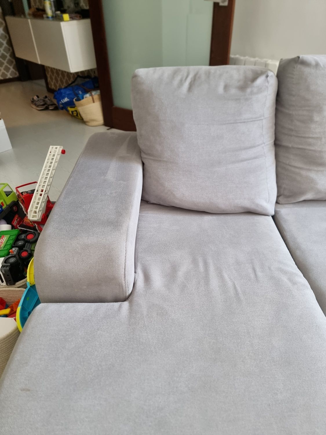 Sofa cinzento chaise long