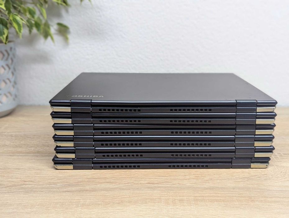 ОПТ Ноутбук Б/В Toshiba Portege X20W-D;i5-7300U/16Gb/256Gb (T163)