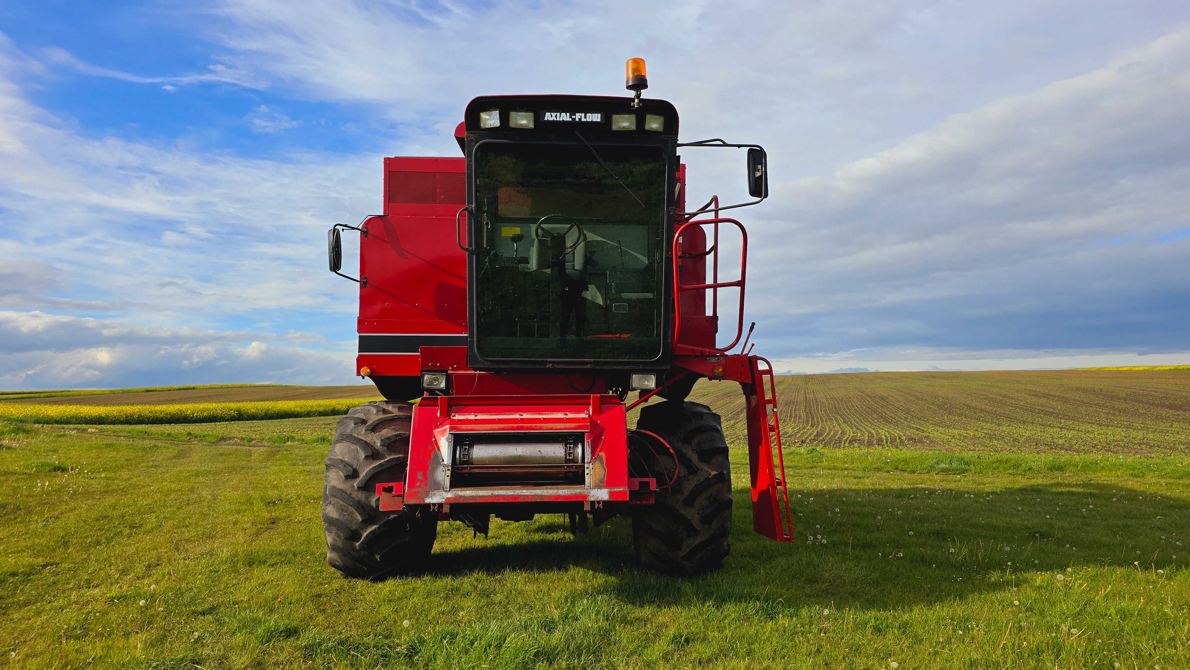 Свіжопривезений комбайн case 1660E