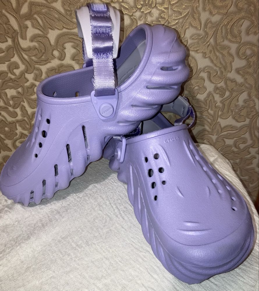 Crocs Echo Clog Mystic Purpel (у фіолетовому кольорі)