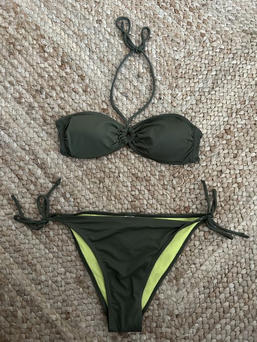 Biquinis (rosa, verde e branco)