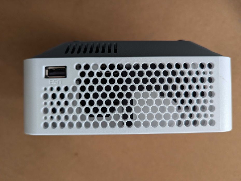 LED Проектор LG CineBeam PF510Q Smart Projector. FullHD. 450 Lumen