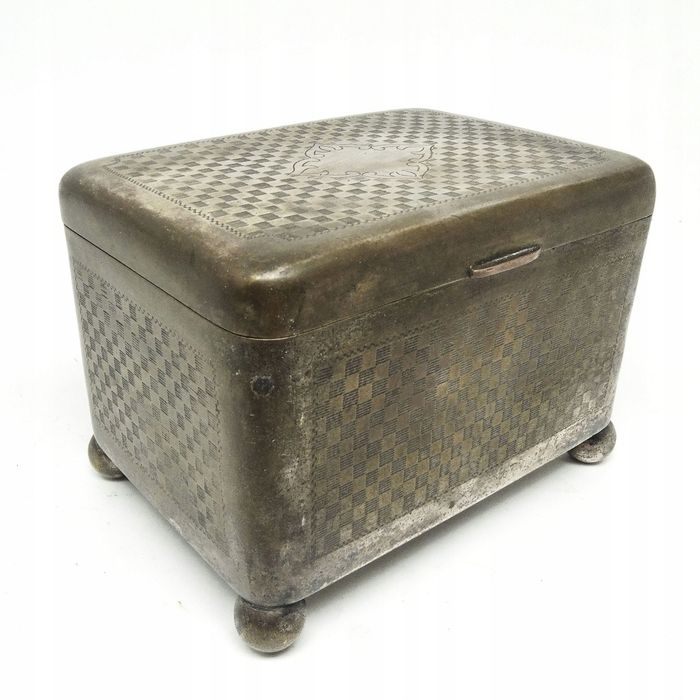 L9P Cukiernica, Bracia Grün Stara Warszawa