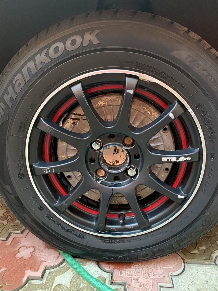 Продам Титаны r13
