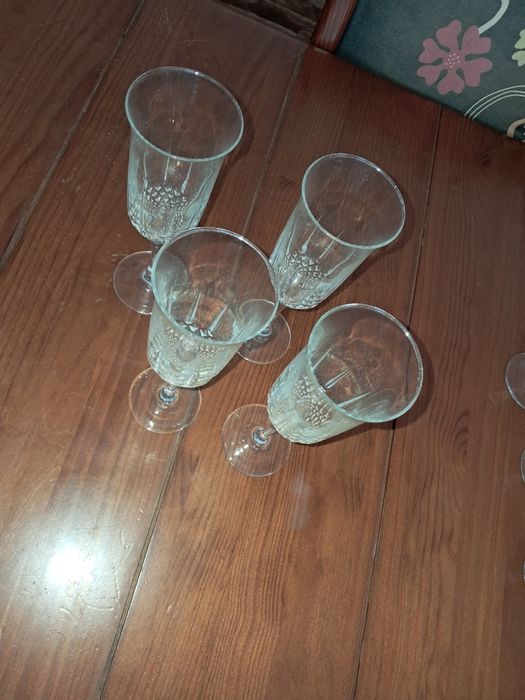 Conjunto 4 copos/flutes