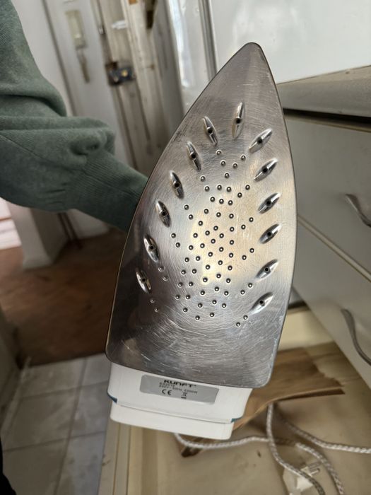 Ferro de Engomar Kunft