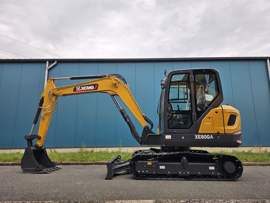 Mini giratória escavadora XCMG 6000kg,