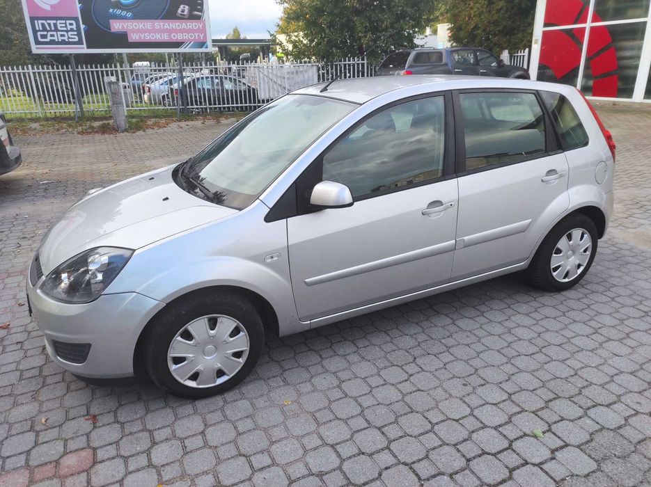 Ford Fiesta 1,3 benz,import Niemcy,5 drzwi,mały przebieg,zadbana,2008r