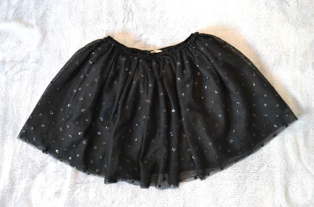 Czarna spódniczka dla małej damy H&M rozmiar 110/116
