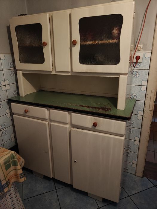 Kredens Kuchenny PRL